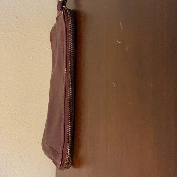 Old navy clutch - Picture 5 of 6